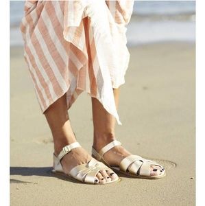 saltwater sandals discount
